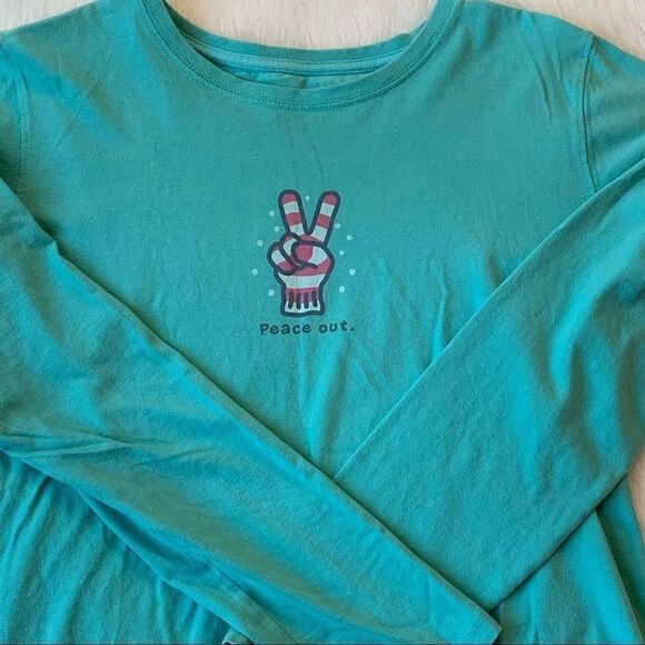 Life is Good T Shirt Round Neck Long Sleeve Peace Out Sign Mint Green Medium - Picture 1 of 6